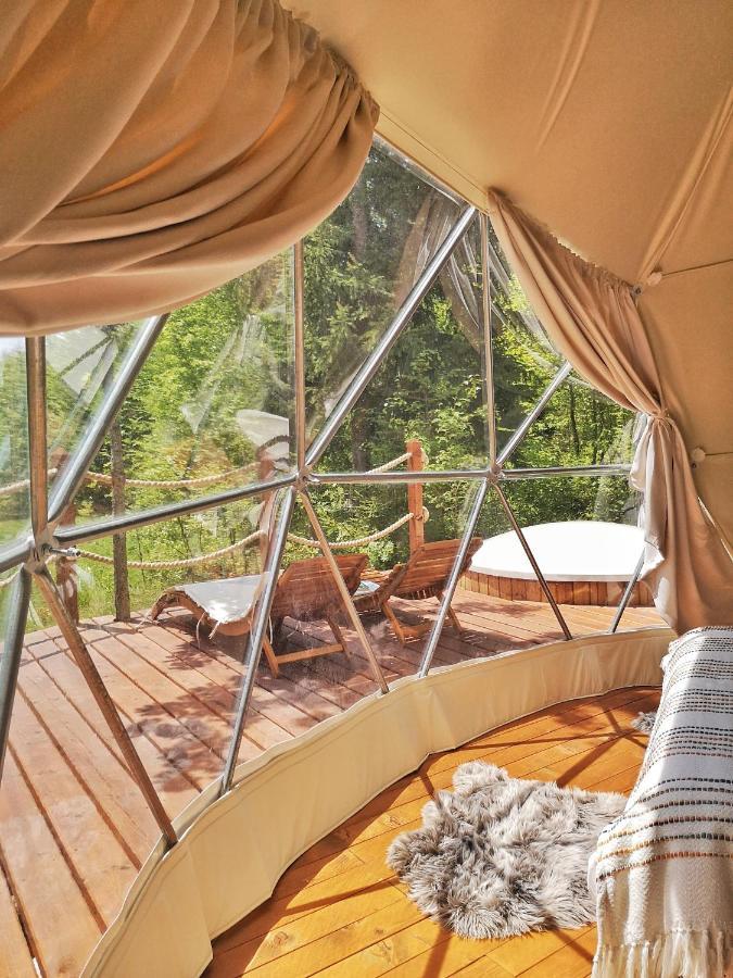 Medve Dome - Luxury Camping In The Middle Of Nature 호텔 블러히차 외부 사진