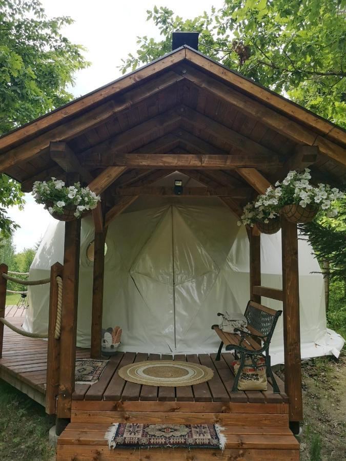 Medve Dome - Luxury Camping In The Middle Of Nature 호텔 블러히차 외부 사진